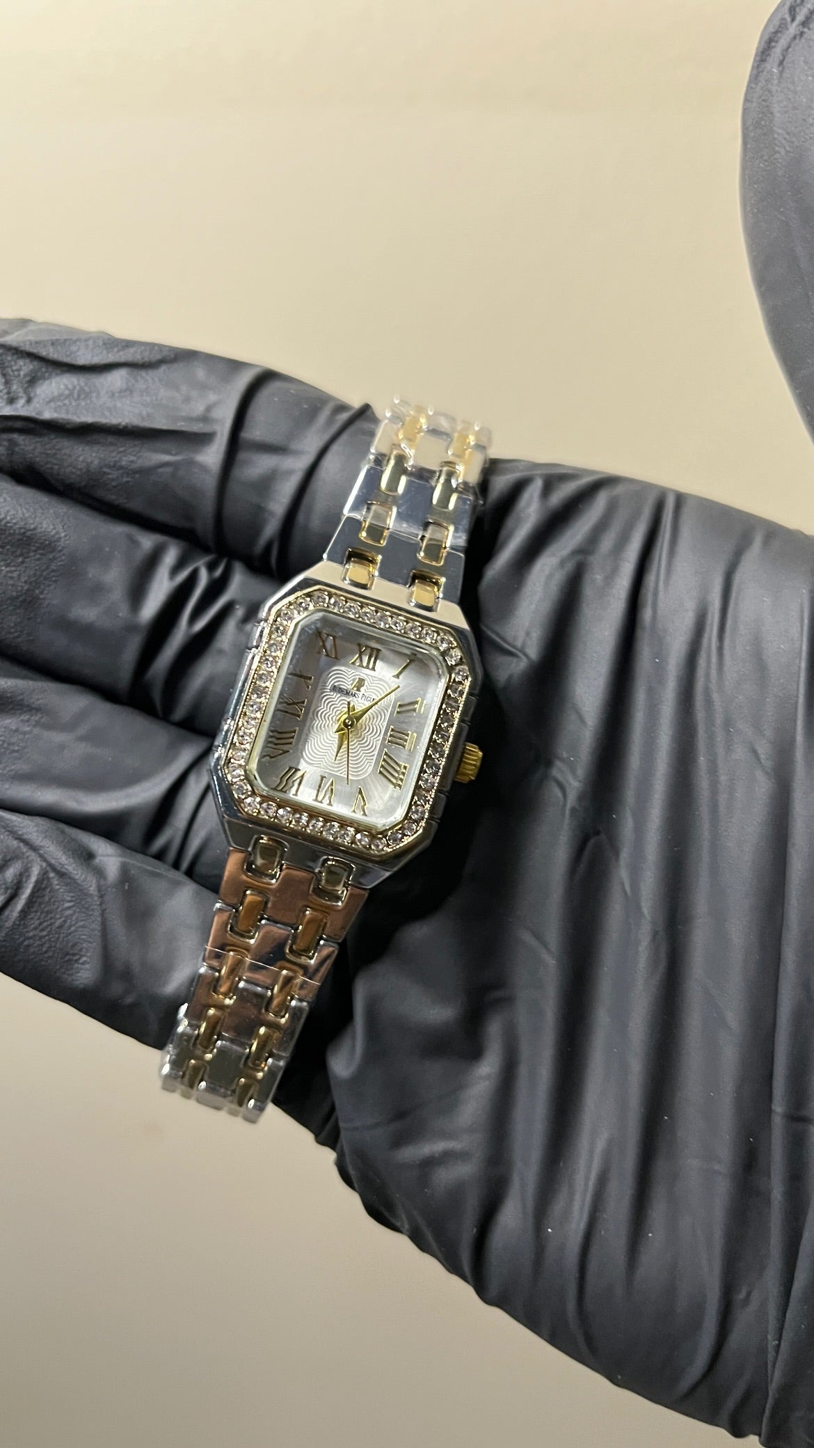 Audemars Piguet Stone First Copy - Two Tone Chain White Dial