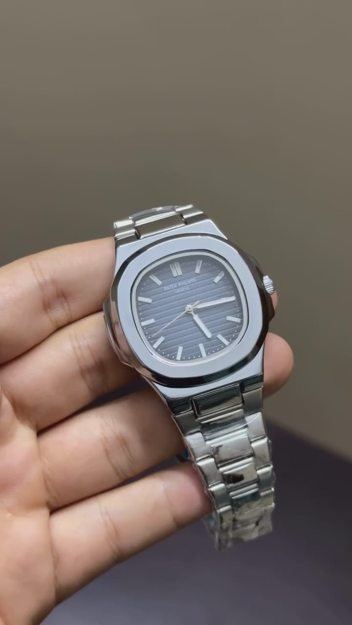 Patek Philippe Nautilus First Copy - Silver Chain With Blue Dial