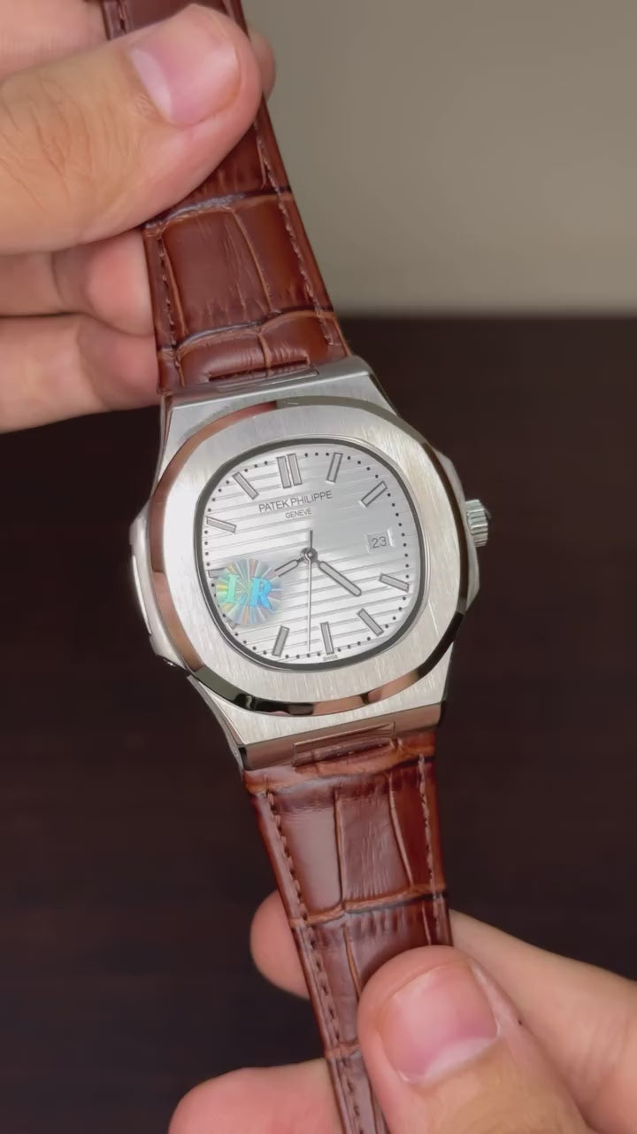 Patek Philippe Nautilus Mastercopy - Silver Dial With Silver Bezel