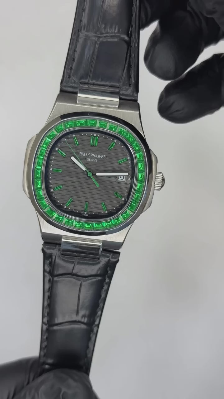 Patek Philippe Nautilus Mastercopy - Black Dial Green Stone With Black Strap