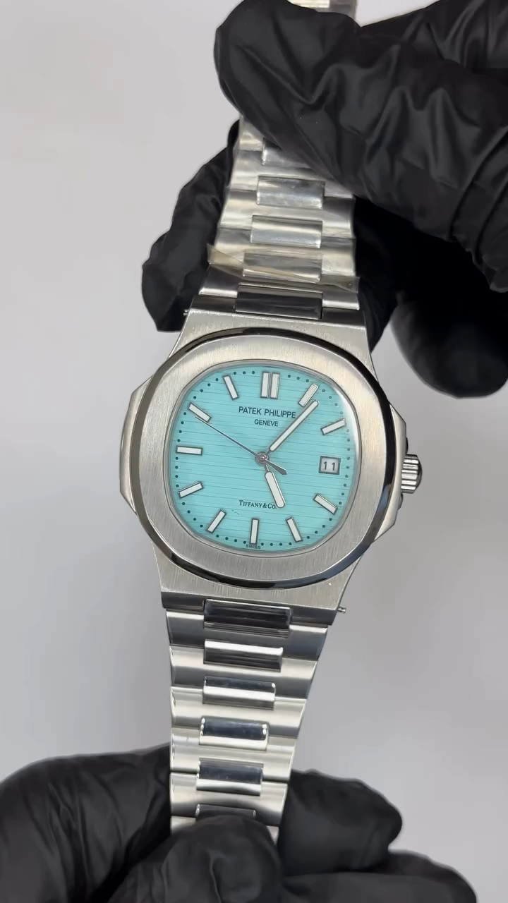 Patek Philippe Nautilus Mastercopy - Silver Chain Tiffany Dial