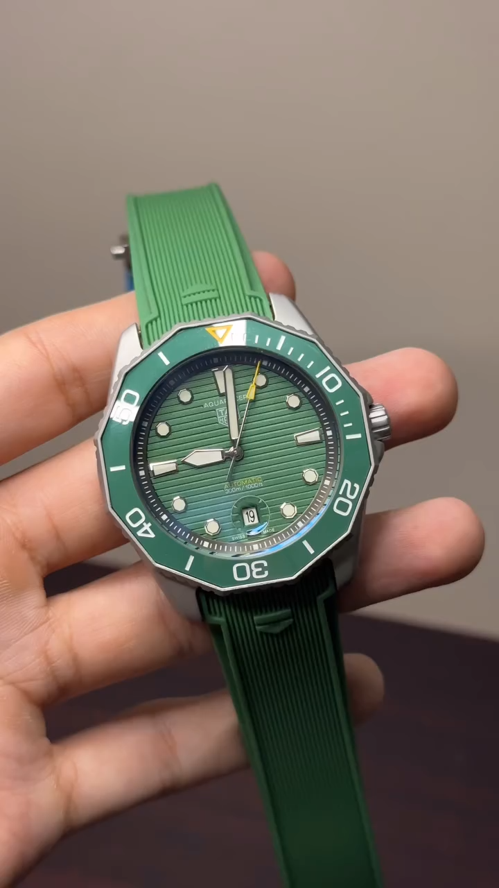 Tagheuer Aqua Racer Mastercopy (Hulk Edition)