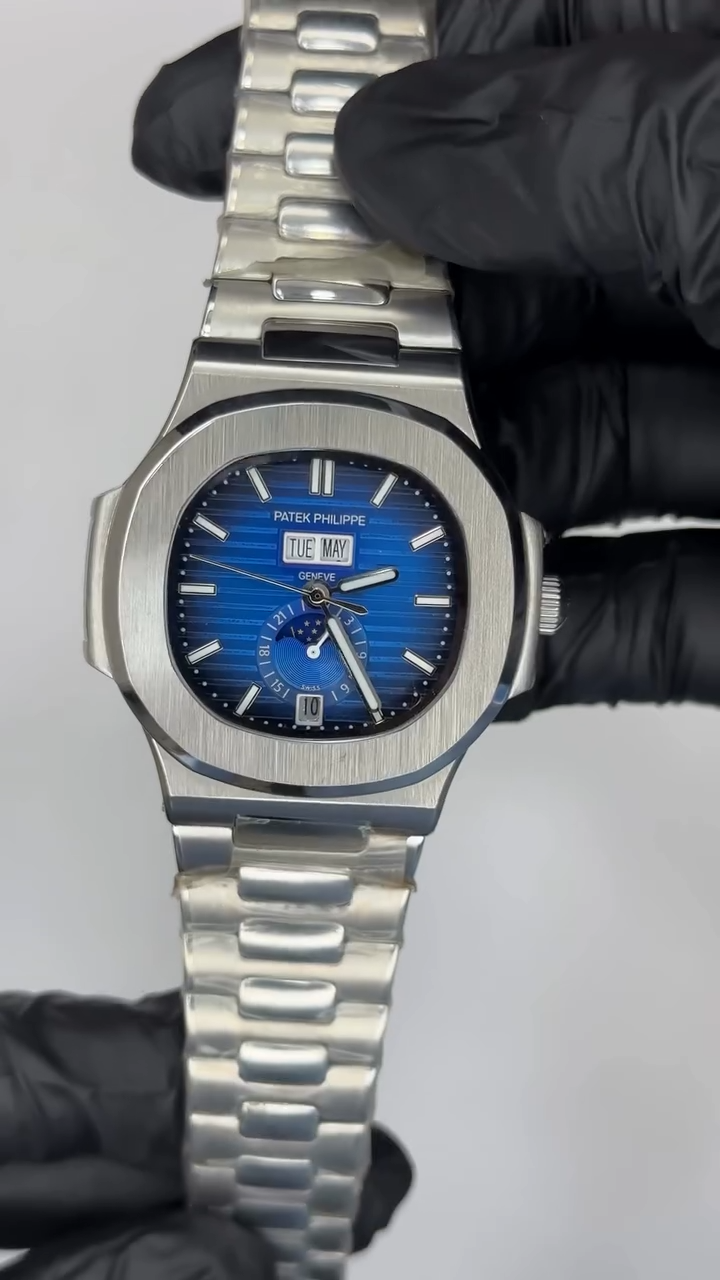 Patek Philippe Nautilus Moon Phase Mastercopy - Silver Chain Blue Dial