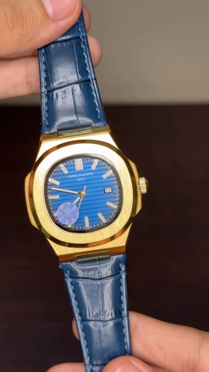 Patek Philippe Nautilus Mastercopy - Blue Dial With Golden Bezel