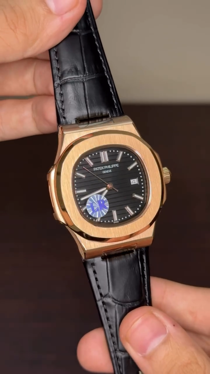 Patek Philippe Nautilus Mastercopy - Black Dial With Rose Gold Bezel